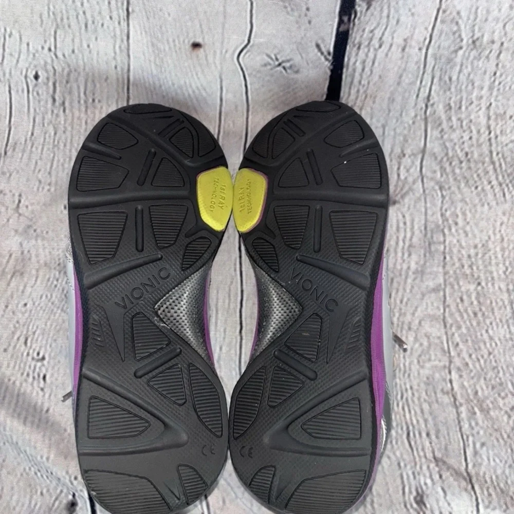 Vionic Venture Silver/Purple Tennis Shoe Size 8 Comfort Quality Support Size 8